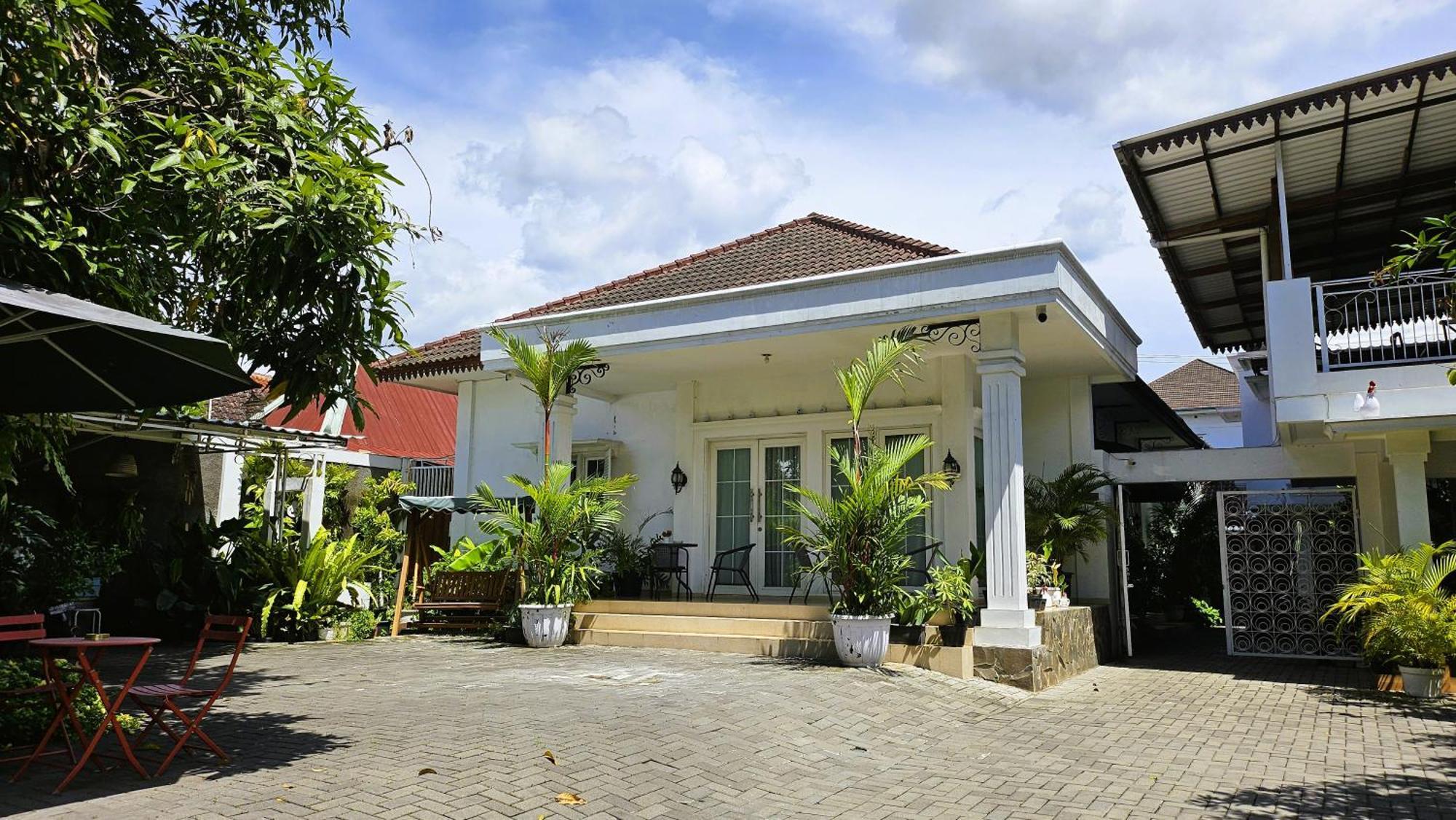 Hotel Surokarsan 9 House Yogyakarta Esterno foto
